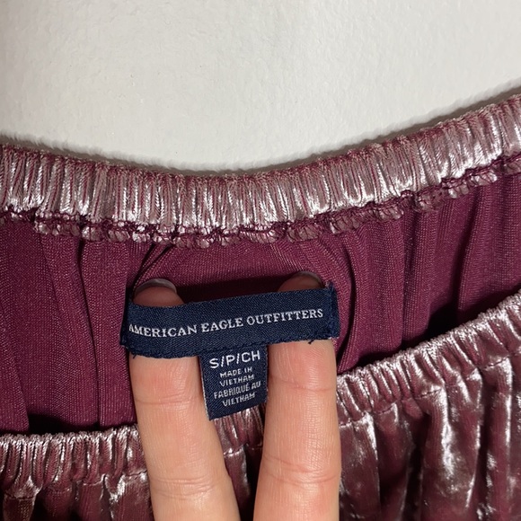American Eagle off the shoulder crushed velvet pink blouse size S - Picture 9 of 12